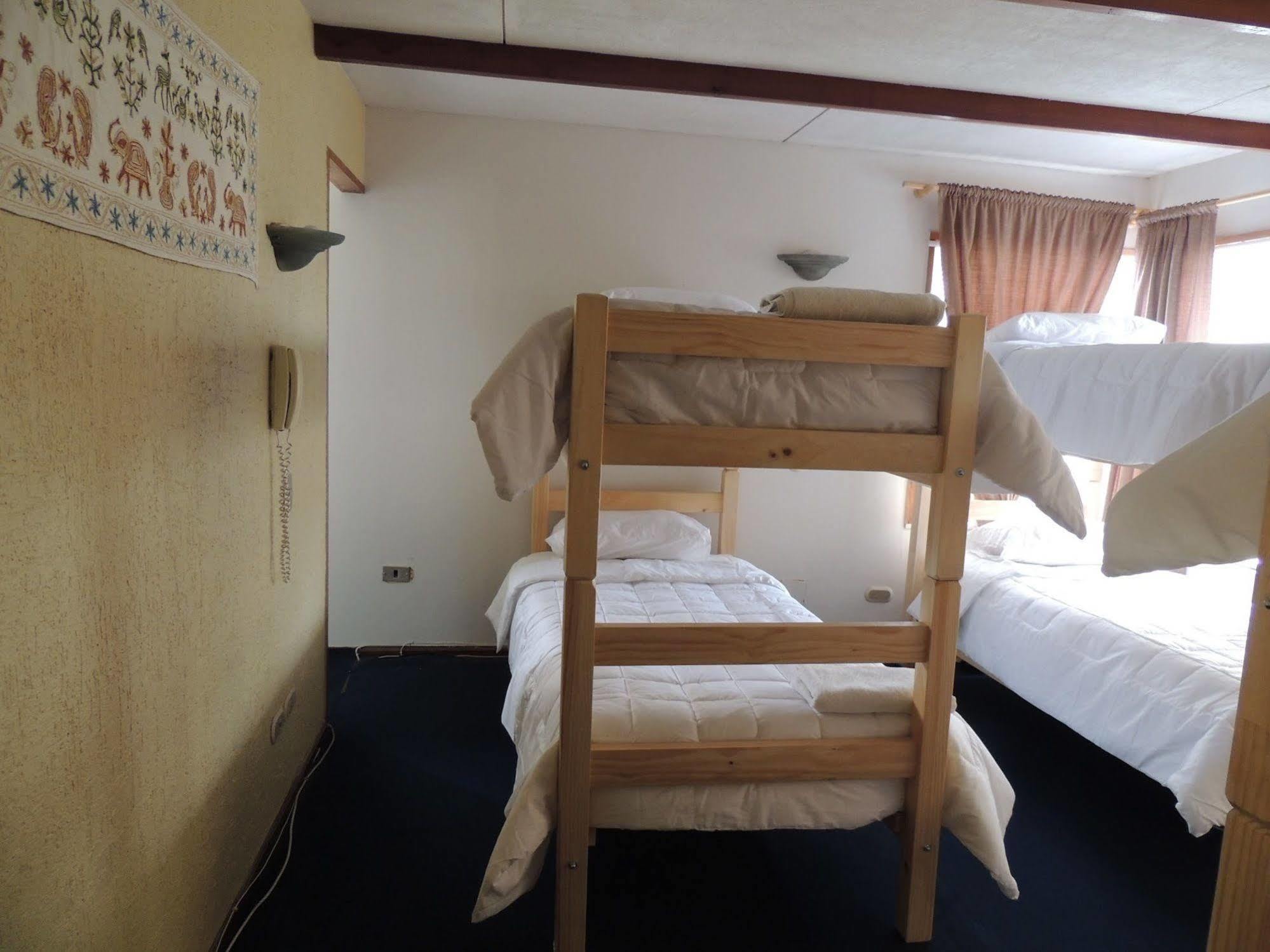 Hostel Jaguar วิญาเดลมาร์ ภายนอก รูปภาพ