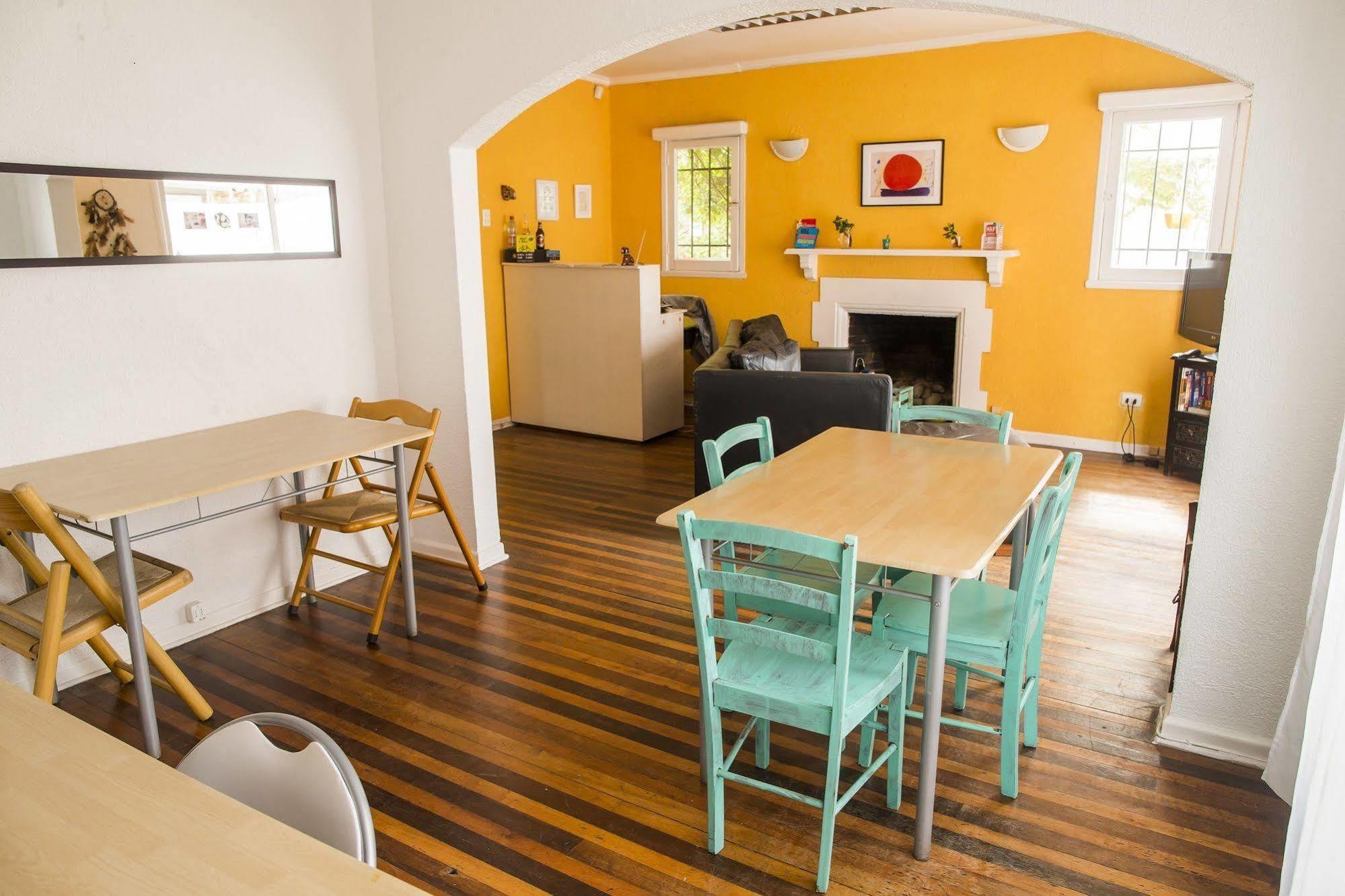 Hostel Jaguar วิญาเดลมาร์ ภายนอก รูปภาพ