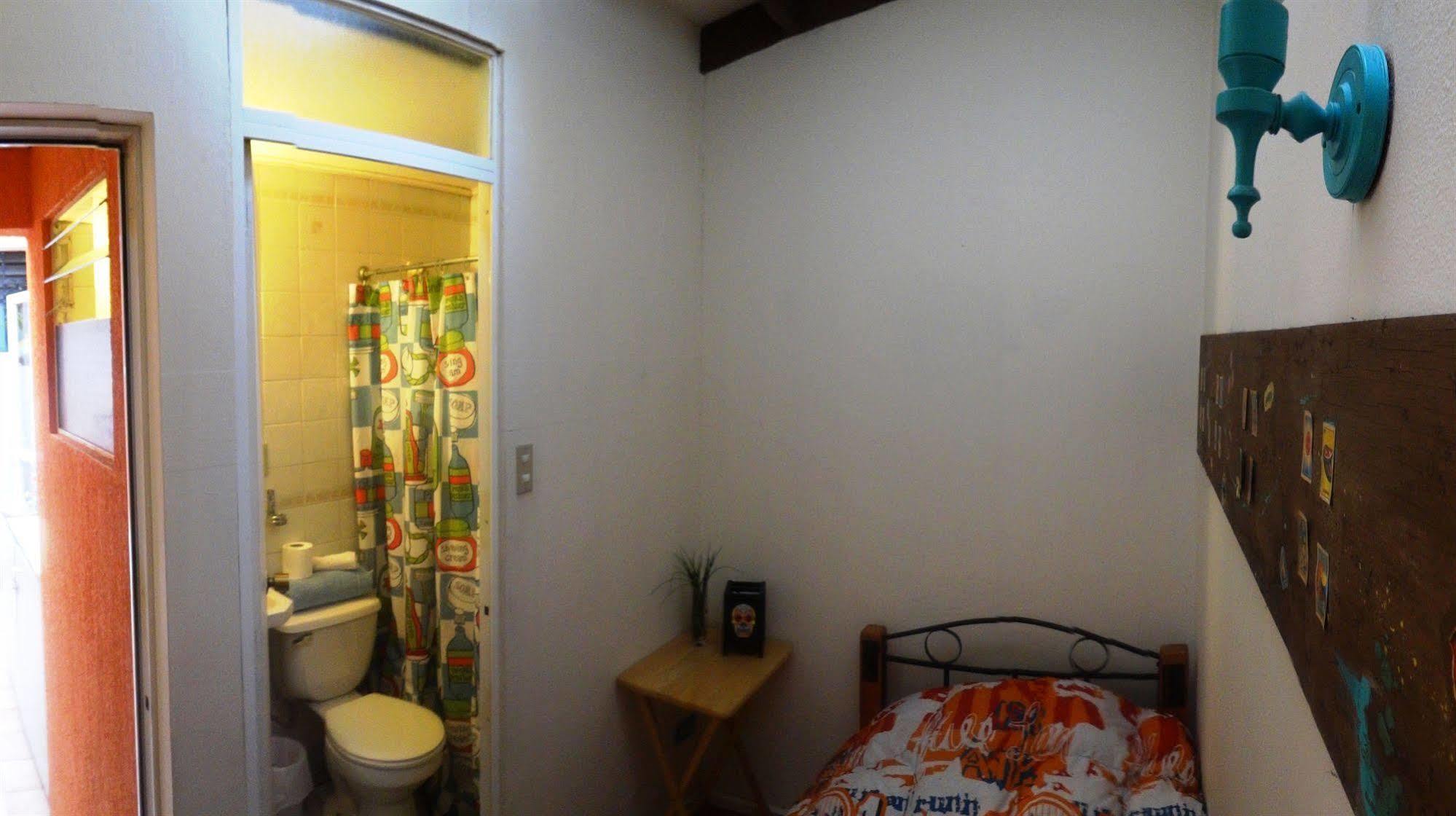 Hostel Jaguar วิญาเดลมาร์ ภายนอก รูปภาพ