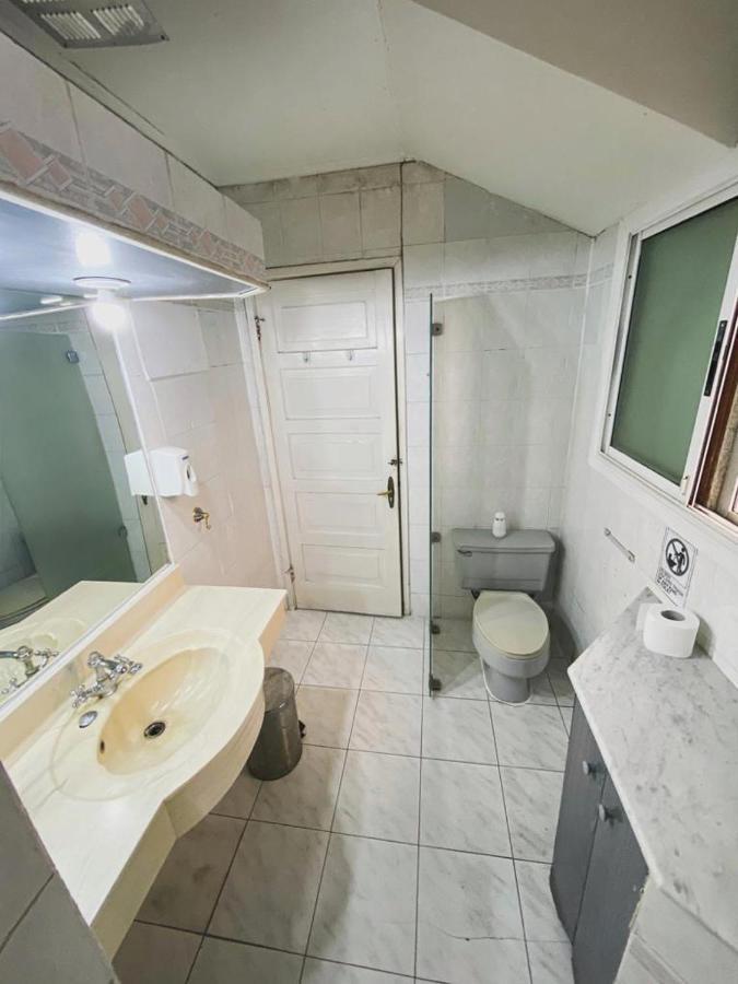 Hostel Jaguar วิญาเดลมาร์ ภายนอก รูปภาพ